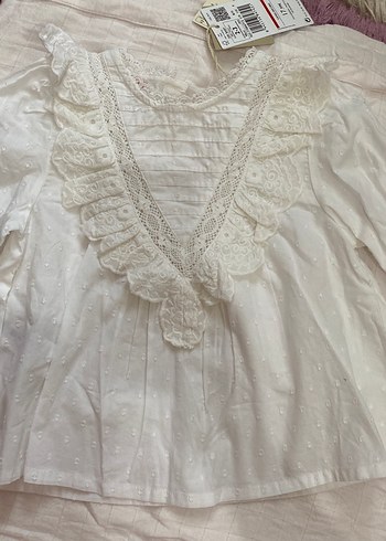 Yurt dışından alınmıştır Pamuklu Beyaz Fırfırlı V Yaka Kadın B - Görsel 2