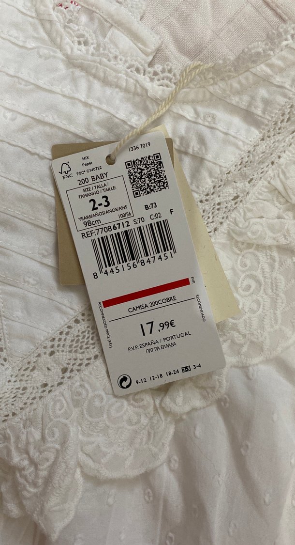 Yurt dışından alınmıştır Pamuklu Beyaz Fırfırlı V Yaka Kadın B - Görsel 4