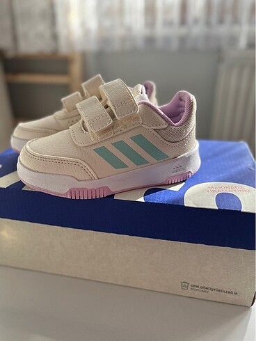 23 Beden Adidas spor ayakkabı