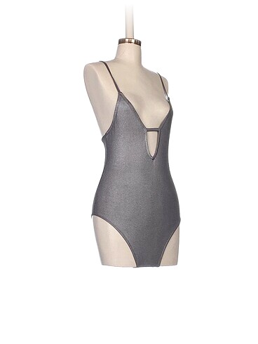 H&M H&M Bluz %70 İndirimli.