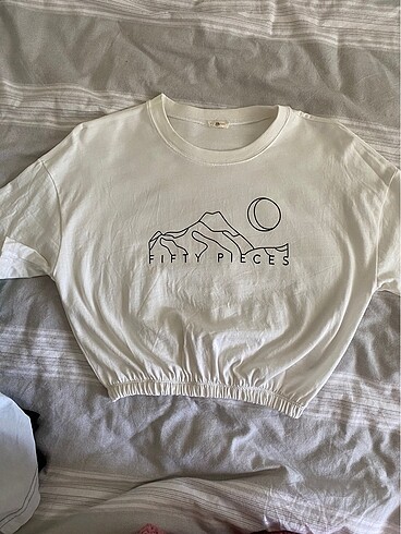 Fifty pieces t-shirt