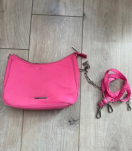 Bershka Pembe Çanta
