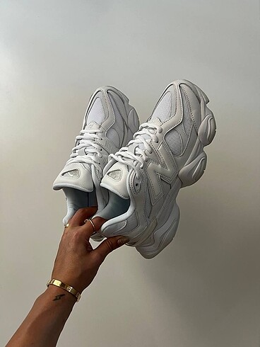 New Balance New Balance 9060 Triple White