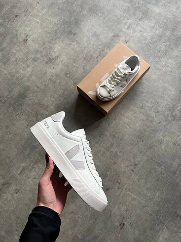 VEJA Beyaz Bej Unisex Sneaker