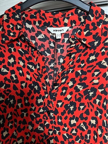 Kırmızı leoparlı asimetrik elbise - Görsel 9