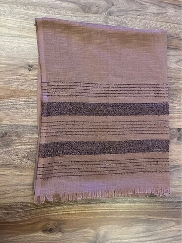 Pırıltılı şal eşarp - Görsel 2