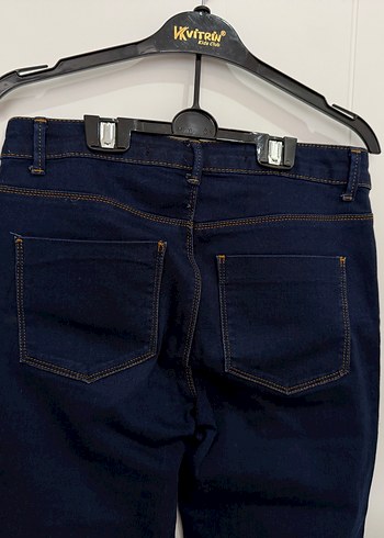 Kadın Lacivert Batik Desenli Kemerli Midi Kot Pantolon - Görsel 3