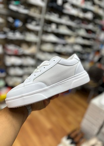 Zara Beyaz erkek Spor Ayakkabı Velcro Detaylı