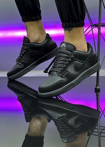 Siyah Bağcıklı Stiletto Topuklu Spor Ayakkabı