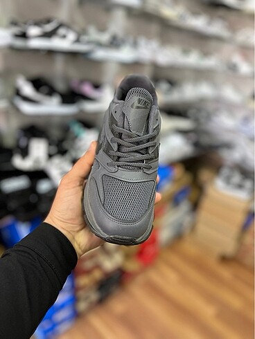 Nike Nikee