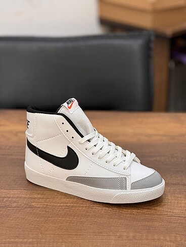 Nike blezer
