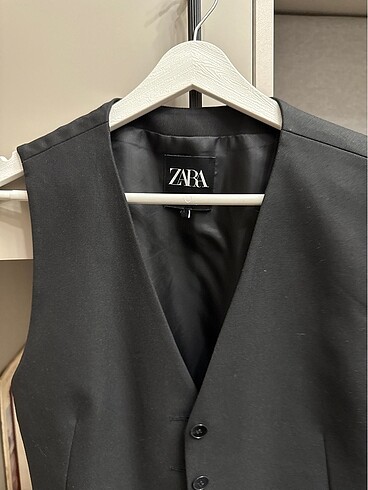Zara Siyah yelek