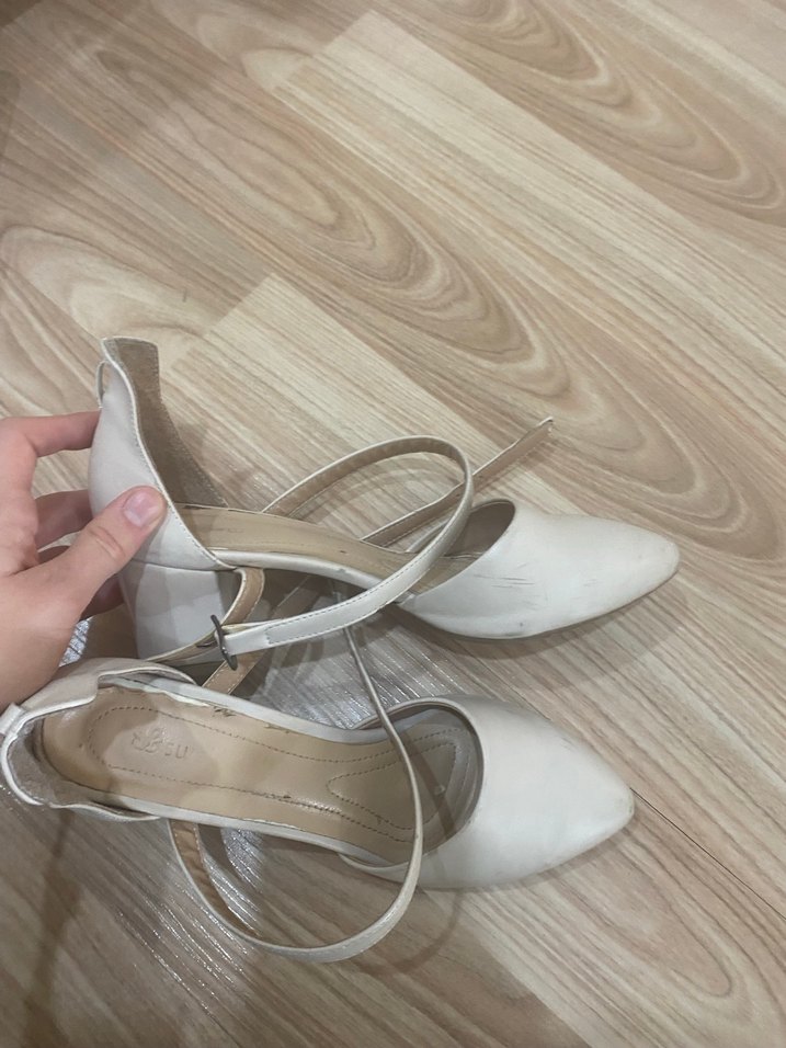 Bej Minimalist İnce Topuklu Kadın Abiye Ayakkabı - Görsel 3