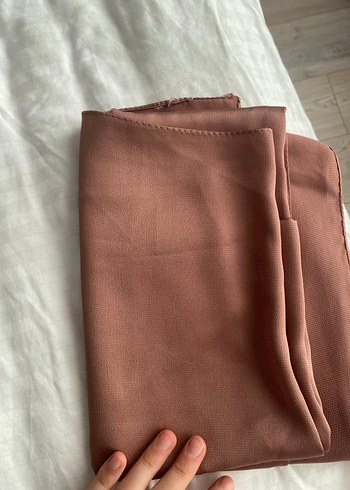 Kadın gül kurusu Parlak Saten Şal - Görsel 4