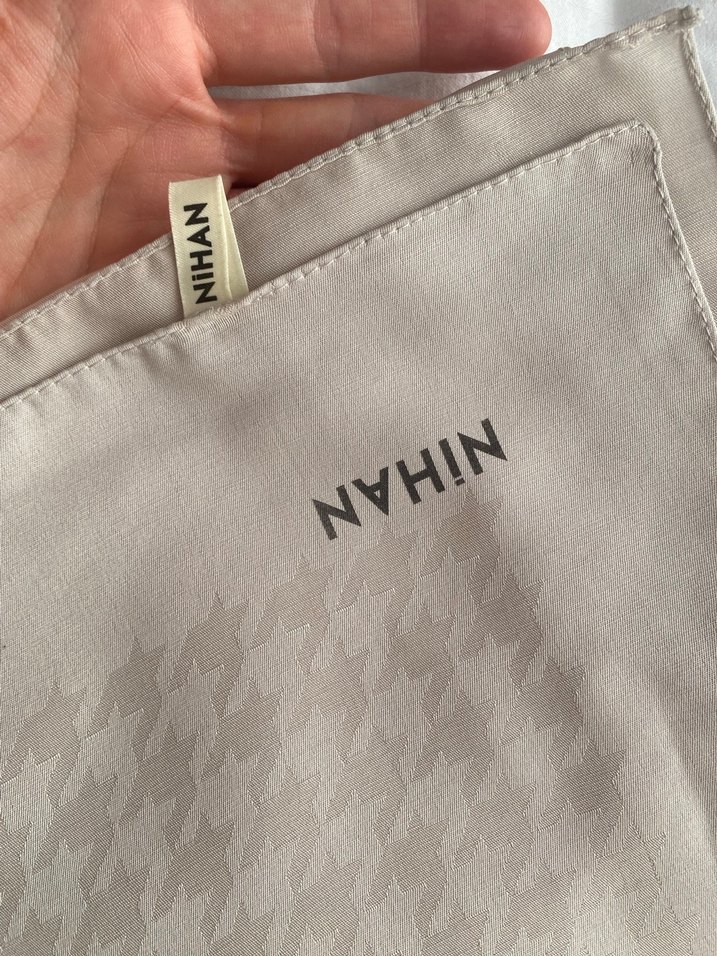 Gri krem tonlu eşarp nihan - Görsel 2