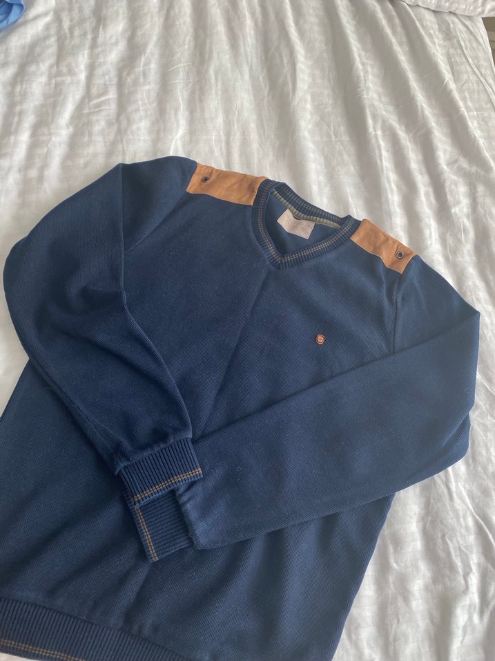 Süet Detaylı Erkek V Yaka Kazak - Görsel 4