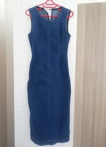 Stradivarius Denim Elbise