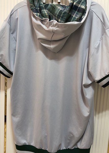 Kapüşonlu, Fermuarlı Kısa Kollu Sweatshirt - Görsel 5