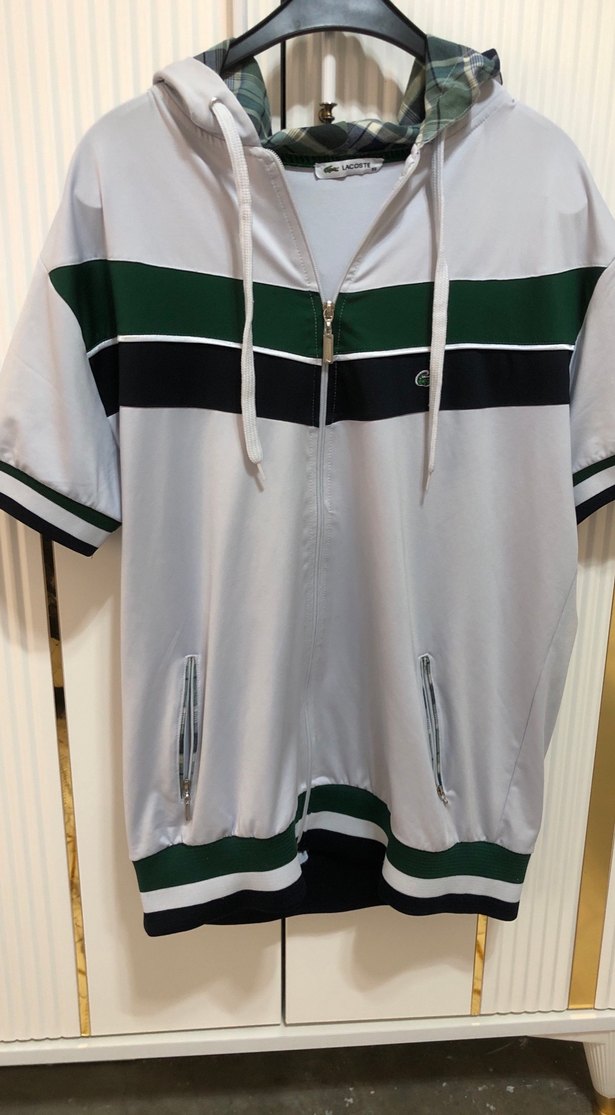 Kapüşonlu, Fermuarlı Kısa Kollu Sweatshirt - Görsel 2