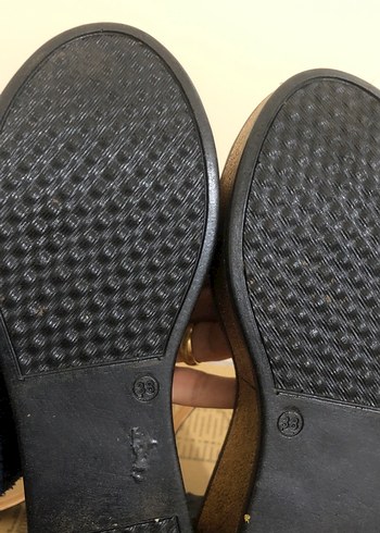 Altın Renkli Yılan Derisi Desenli Dolgu Topuklu Kadın Ayakkabı - Görsel 4