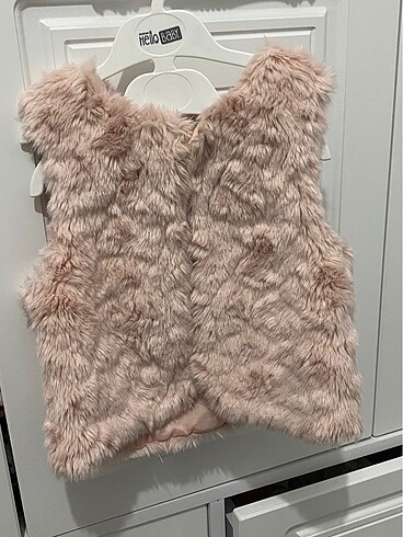 Kız çocuk tüylü yelek - Görsel 2