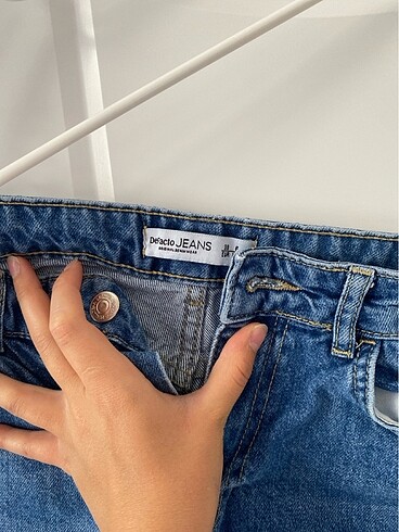 38 Beden mavi Renk Jean kot