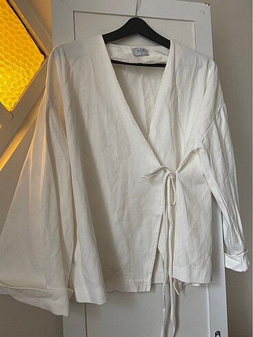 MUE Kırık Beyaz Kimono