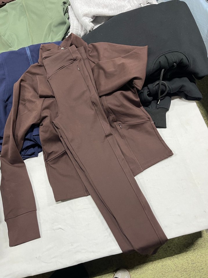 Yüksek yaka kenarları fermuarlı spor ceket takım - Görsel 5