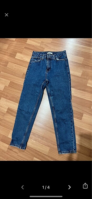 BERSHKA mom jean