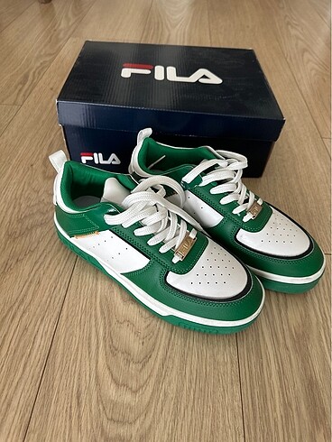 Fila spor ayakkabi