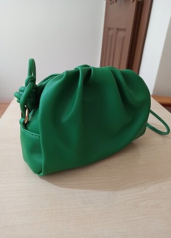 Diğer Emnora büzgülü yeşil çanta
