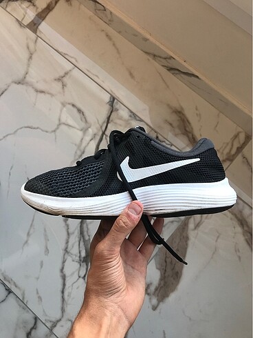 nike kadın spor ayakkabısı