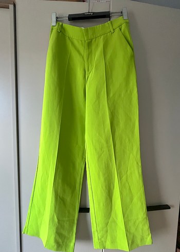 Zara Parlak Yeşil Keten Kadın Pantolon
