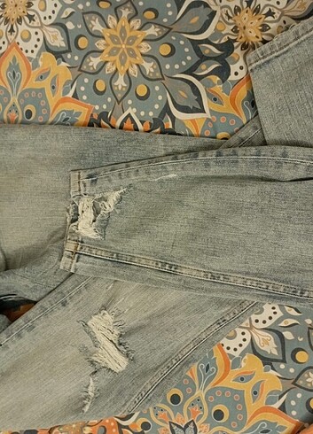 Bayan yırtık model kot - Görsel 6