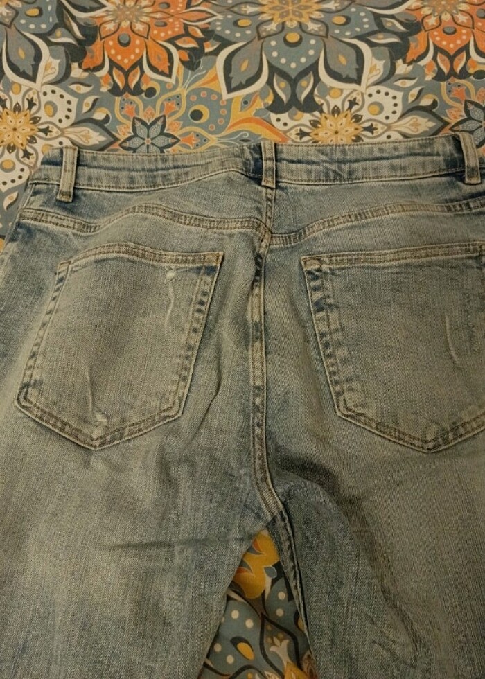 Bayan yırtık model kot - Görsel 4