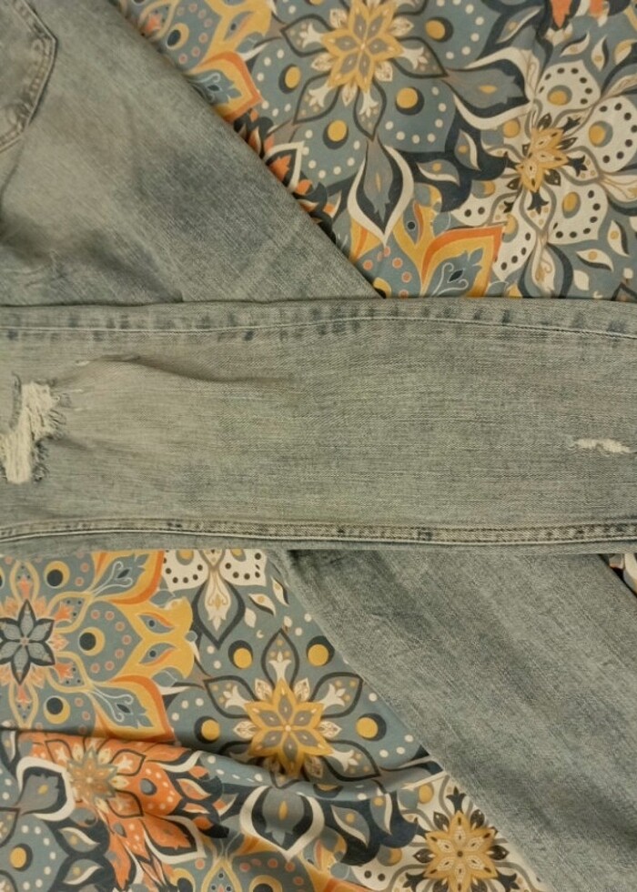 Bayan yırtık model kot - Görsel 5