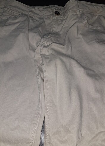 Zara Bayan beyaz kot pantolon