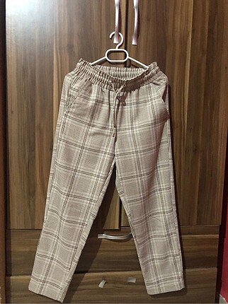 bershka çizgili pantalon