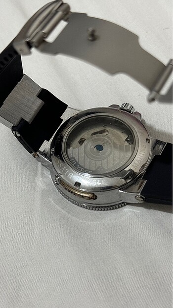 Beden ulysse nardin saat