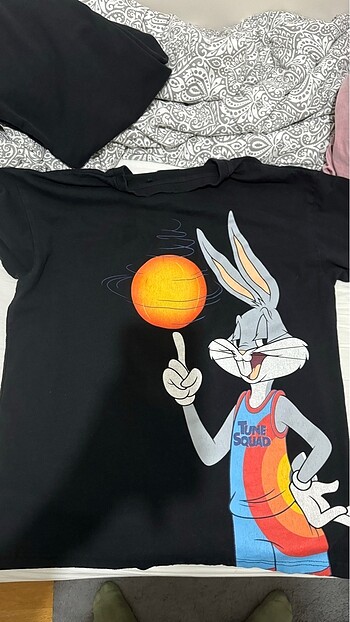 Pull and Bear space jam tişört
