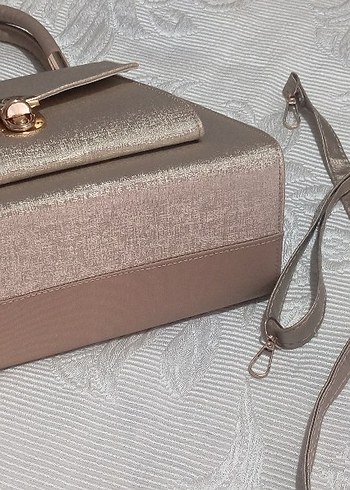 GoldTokalı Modern Klasik Kadın Çanta - Görsel 6