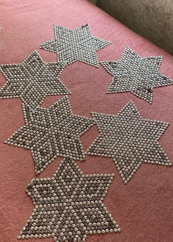 Boncuk İşlemeli Yıldız Şekilli Dekoratif Örtü - Görsel 2