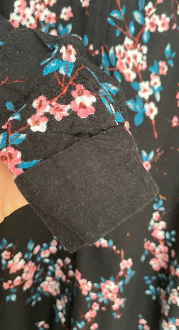 Çiçek Desenli Siyah Uzun Kadın Elbise - Görsel 3