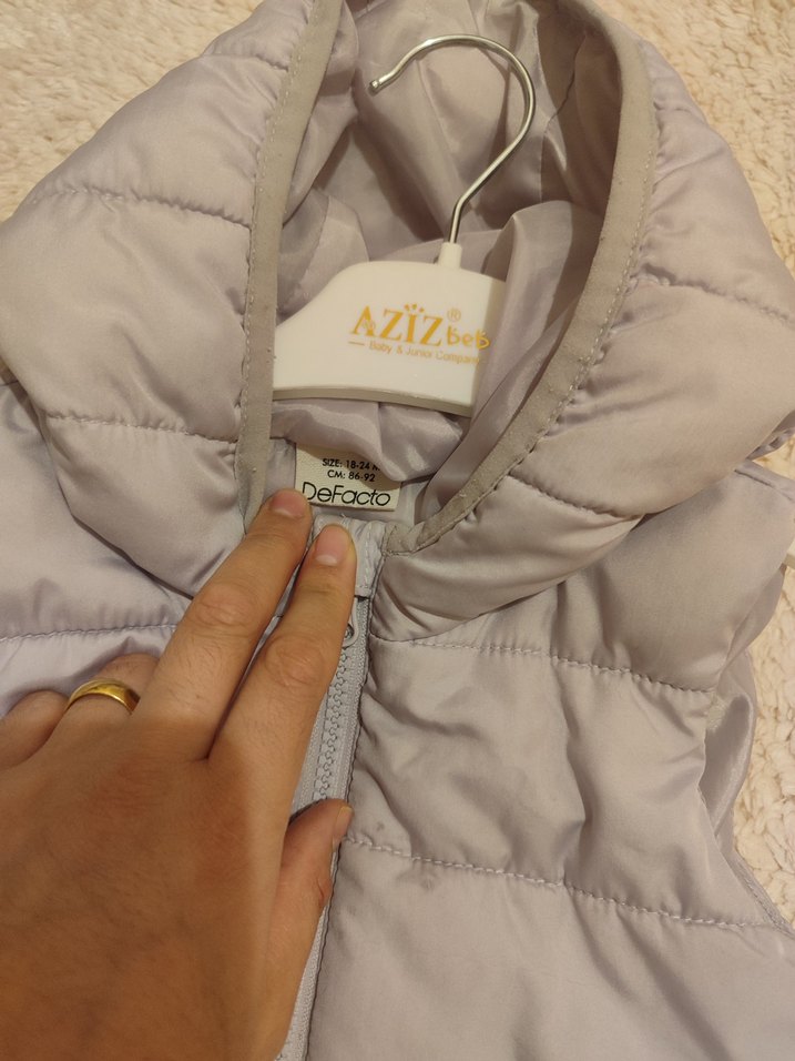 Kapüşonlu Kız Yelek - Görsel 4