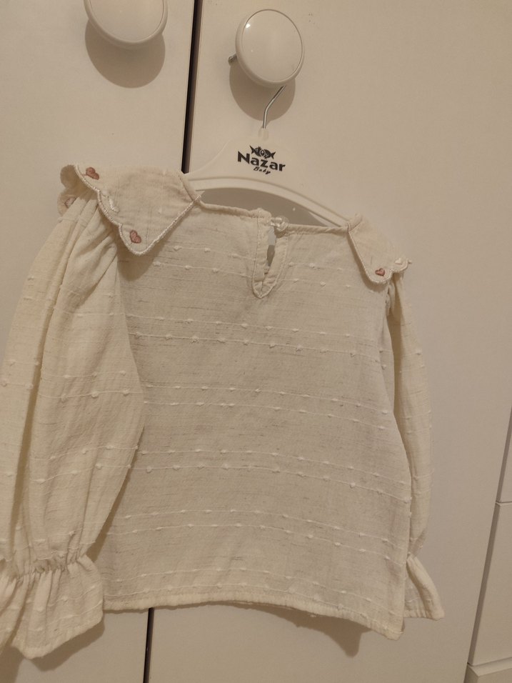 Kız Çocuk Beyaz Keten Fırfırlı Nakışlı Gömlek - Görsel 3