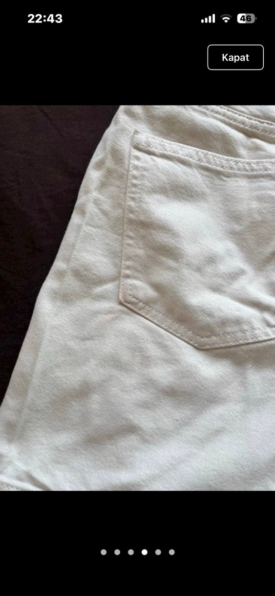 Düğmeli Beyaz Mini Kadın Şort - Görsel 4