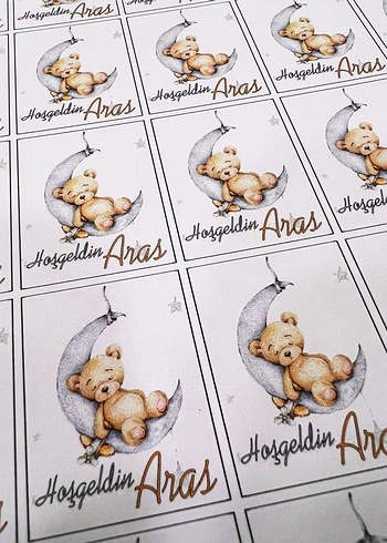 Bej Parlak Kağıt Üzerinde Kişiye Özel Etiketler - Görsel 3