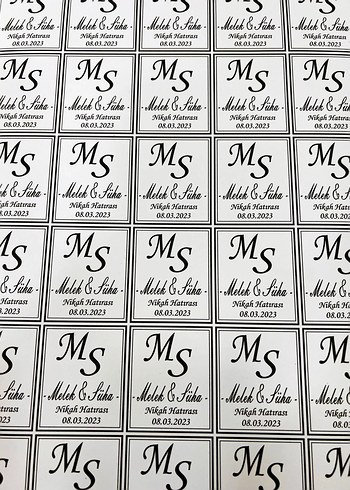 Bej Parlak Kağıt Üzerinde Kişiye Özel Etiketler - Görsel 8