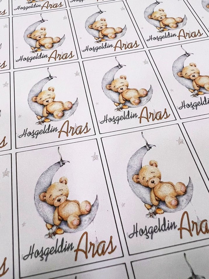 Bej Parlak Kağıt Üzerinde Kişiye Özel Etiketler - Görsel 3