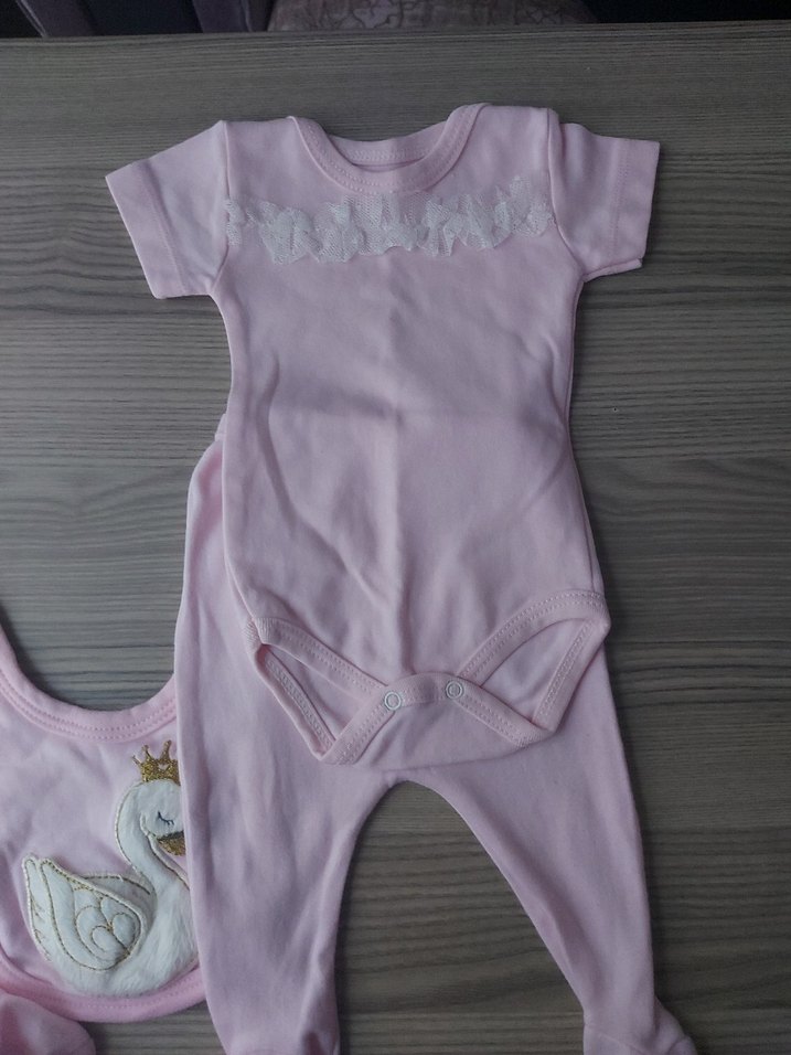 Pembe Nakışlı Bebek Kız HASTANE ÇIKIŞI - Görsel 2